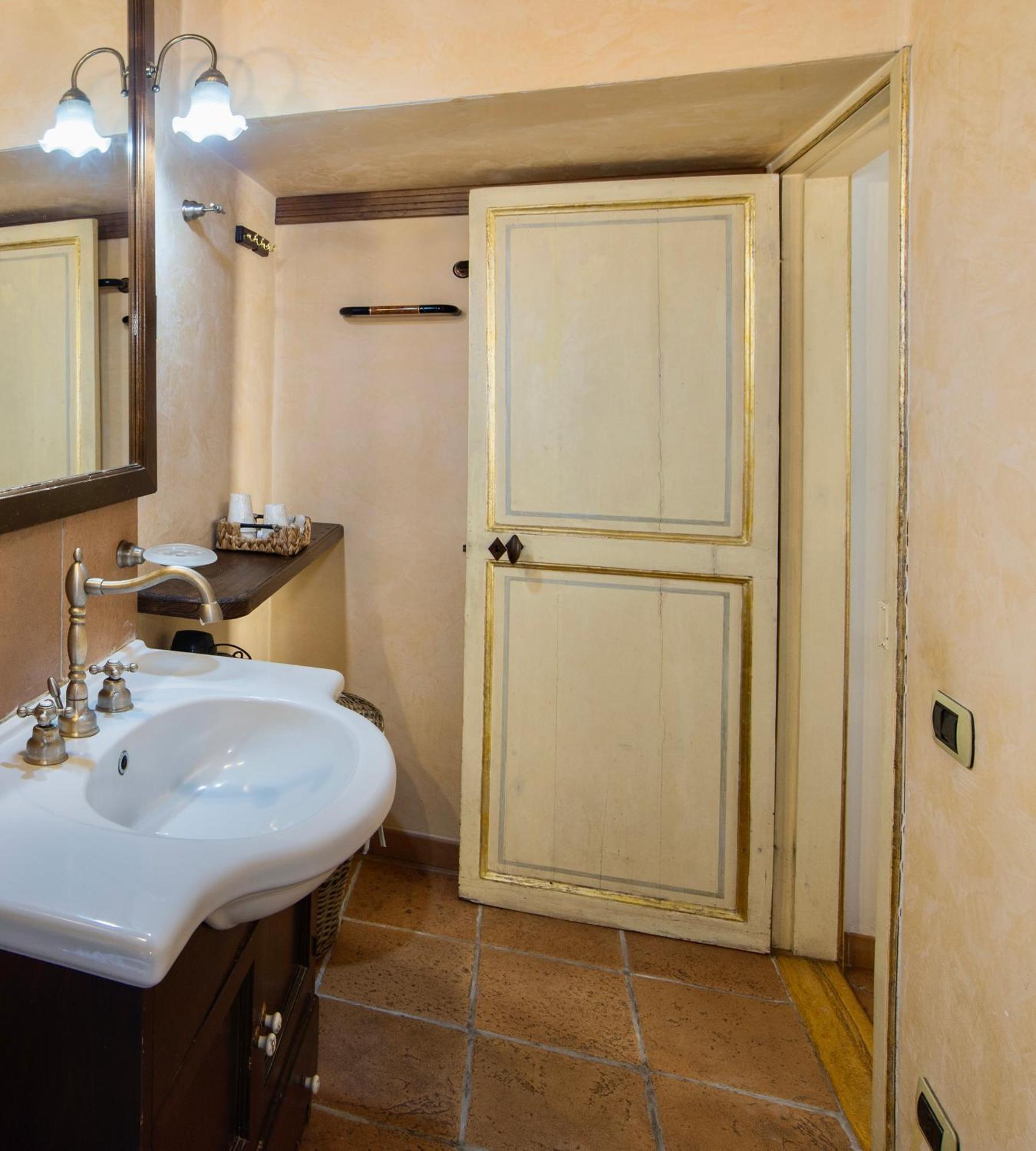Trevi Fountain Apartment Рим Экстерьер фото
